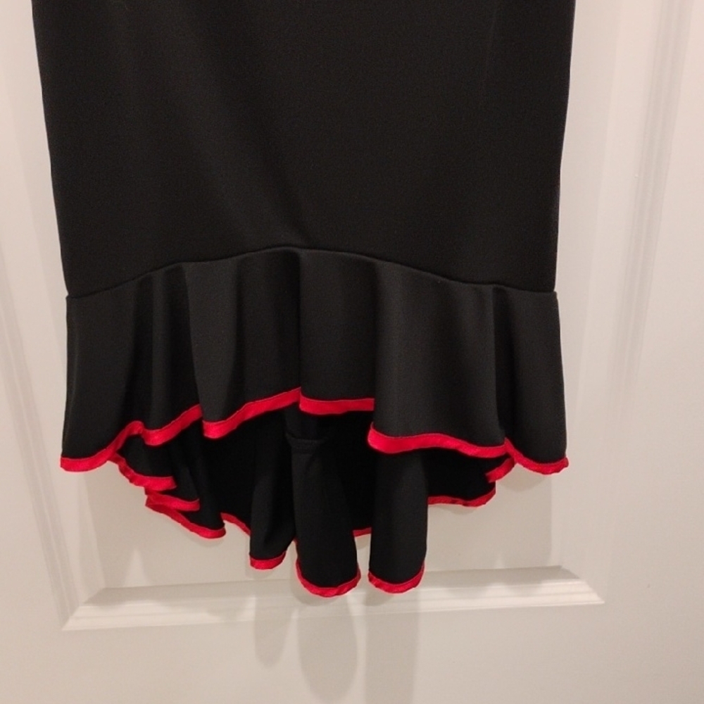 M Collection Black Dress with Red Trim Mermaid Hem Y2K Size Medium - Picture 8 of 11